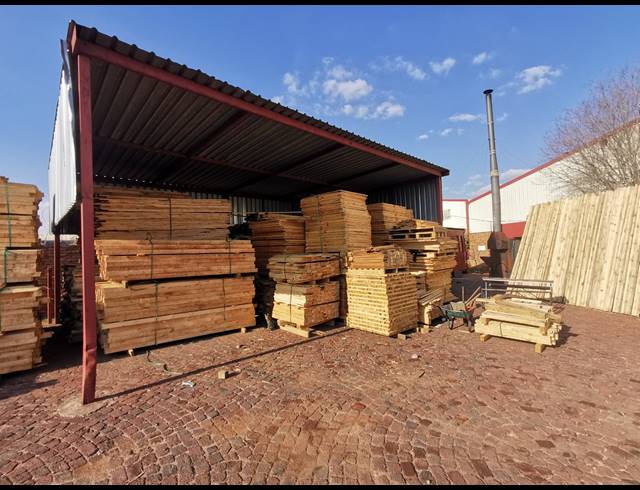 1,500M² FACTORY TO LET IN WADEVILLE